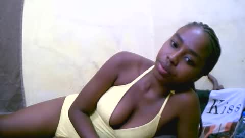 keisha759446 online show from November 18, 6:29 am