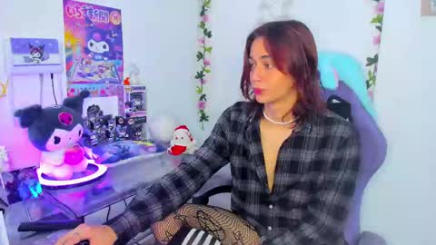 Keita moon online show from January 3, 8:43 pm