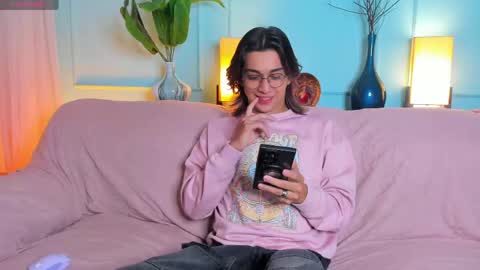 Keita moon online show from April 16, 11:22 am