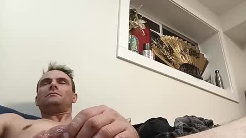 clyde online show from November 25, 12:49 pm