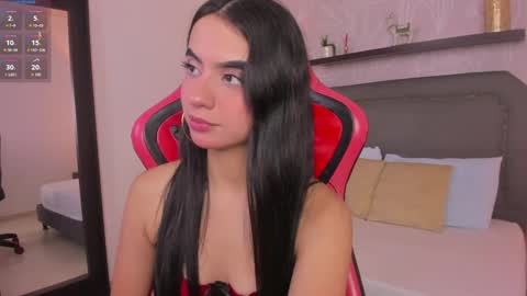 K E I T H Y online show from September 24, 7:39 pm