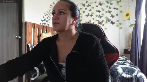 keka_teiku online show from February 10, 10:09 pm