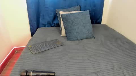 Snapshot of keket_smith chatting on September 12, 8:20 pm Keket online show from September 12, 8:20 pm