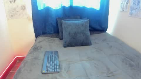 Snapshot of keket_smith chatting on September 19, 8:20 pm Keket online show from September 19, 8:20 pm