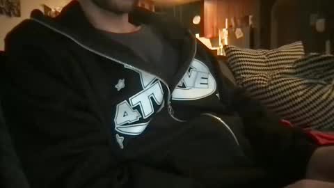 Snapshot of kelkun2828 chatting on September 11, 1:49 am kelkun2828 online show from September 11, 1:49 am