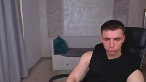 KellenWest online show from June 23, 4:21 am
