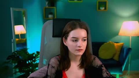 kelliebanshe online show from March 27, 8:26 am