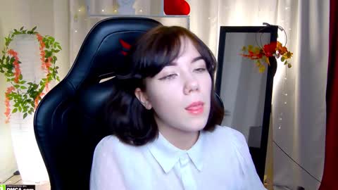 Kelly online show from November 4, 9:19 am