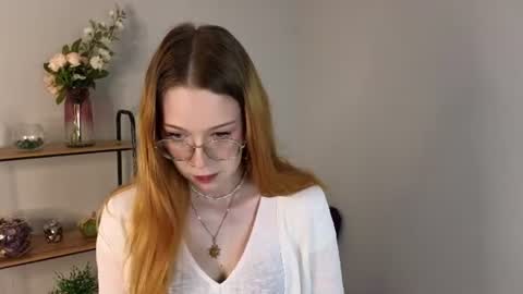 Alice online show from July 24, 7:01 pm