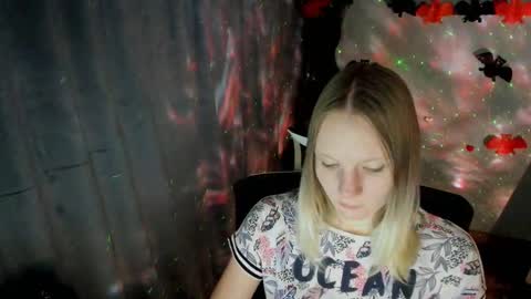 Kelly online show from October 20, 12:38 pm