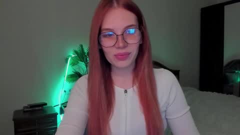 Kelly online show from February 8, 4:27 am