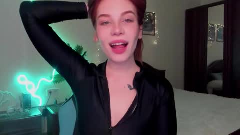 Kelly online show from February 27, 4:45 am