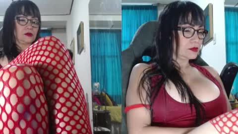 KELLY online show from May 28, 8:28 pm