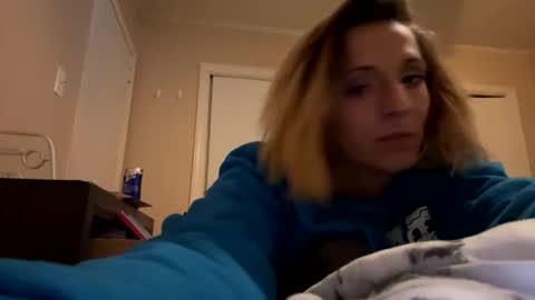 kelly_wight223 online show from November 13, 11:42 am