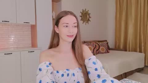 Kelly XO online show from July 30, 6:40 pm