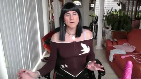 kellyanne Lynn but please call me fucktoy online show from January 8, 5:48 pm