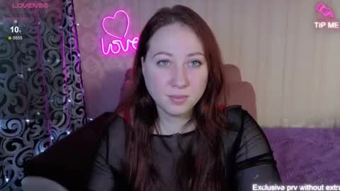 Snapshot of kellycrystall chatting on January 8, 8:05 am kellycrystall online show from January 8, 8:05 am