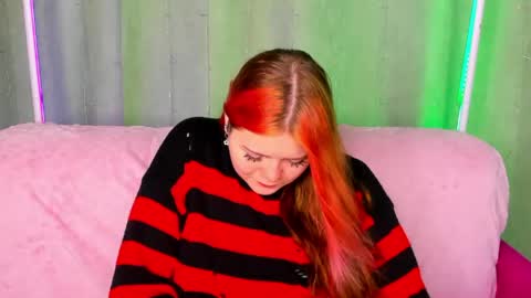 Kellyfiery online show from May 29, 2:09 am