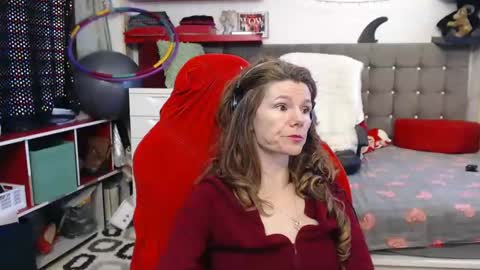 kelly online show from January 28, 8:14 am