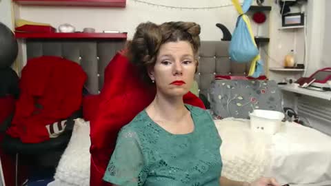 kelly online show from September 29, 10:14 pm