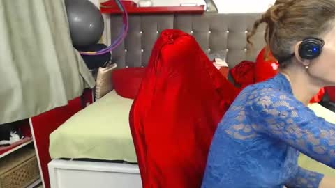 kelly online show from October 22, 2:34 am