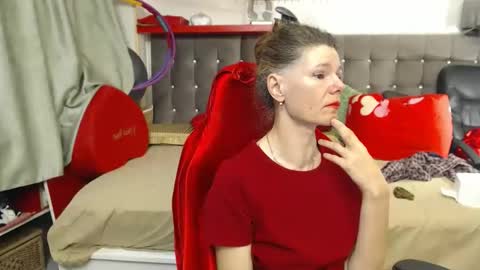 kelly online show from November 3, 3:41 am