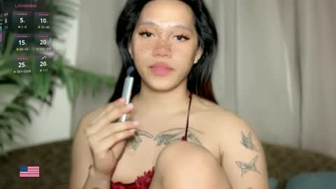 Snapshot of kellysexxie chatting on June 8, 9:59 pm Kelly Smith online show from June 8, 9:59 pm