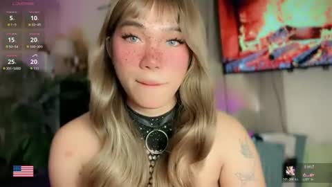 Snapshot of kellysexxie chatting on August 5, 12:46 am Kelly Smith online show from August 5, 12:46 am