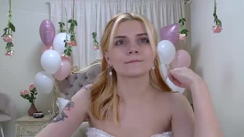 Kelly Stoneys online show from February 14, 9:34 am