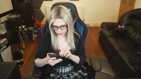 kelseycobalt online show from January 3, 1:59 am