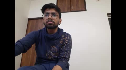 Snapshot of ken771 chatting on February 13, 7:21 pm ken771 online show from February 13, 7:21 pm