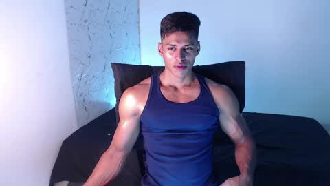 ken__owensx online show from May 28, 6:16 pm