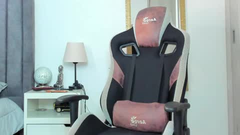 ken_mailik online show from April 24, 11:18 pm