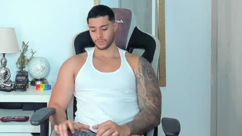 ken_mailik online show from July 22, 11:51 pm