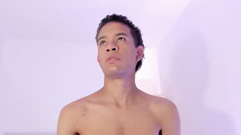 Julian Rivera   online show from October 26, 5:08 pm