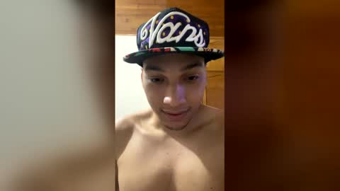 Snapshot of ken_xaru chatting on April 12, 6:07 am Leto Ken online show from April 12, 6:07 am