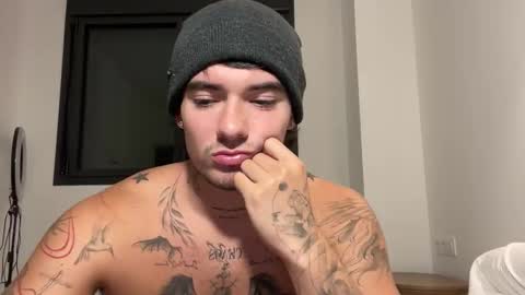 luis carlos esteban online show from November 3, 5:58 pm