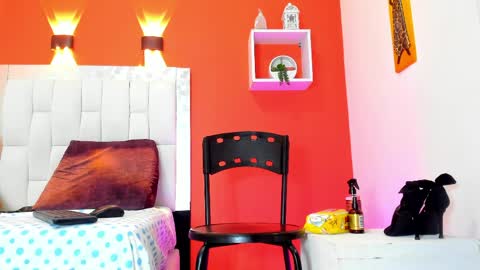 kendal_hot69_ online show from May 27, 11:40 am