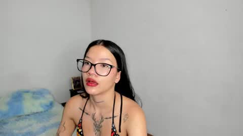 Kendal online show from November 7, 4:40 pm