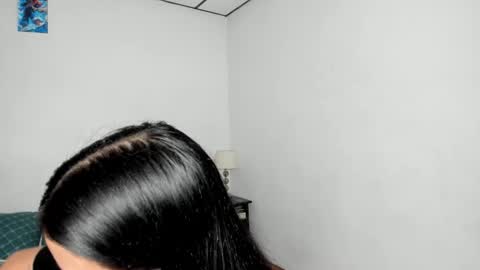 Kendal online show from December 4, 3:10 pm