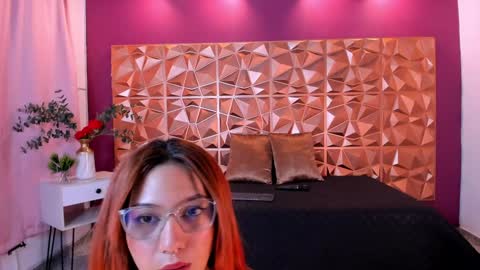 Snapshot of kendall23_ chatting on December 14, 9:51 am Kendall online show from December 14, 9:51 am