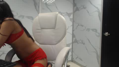 kendall69__ online show from December 9, 1:55 pm