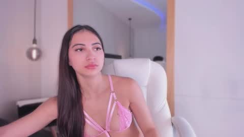    online show from October 7, 11:51 am