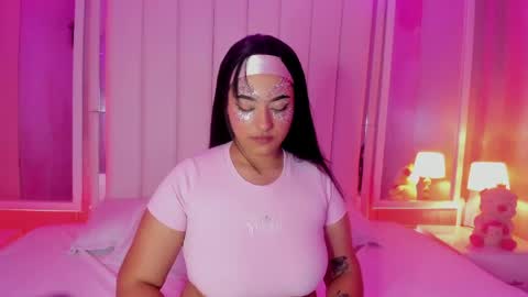 Kendall no Jenner  online show from April 10, 12:05 am