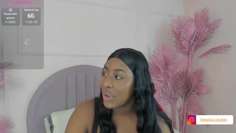 kendallbleer online show from November 4, 11:31 am