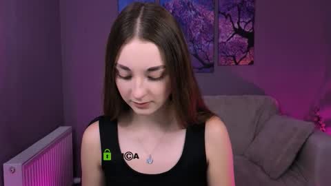 Snapshot of kendallkay_ chatting on November 22, 10:20 pm Kendal online show from November 22, 10:20 pm