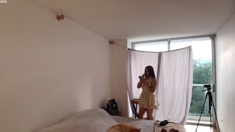 kendall online show from February 28, 8:10 pm