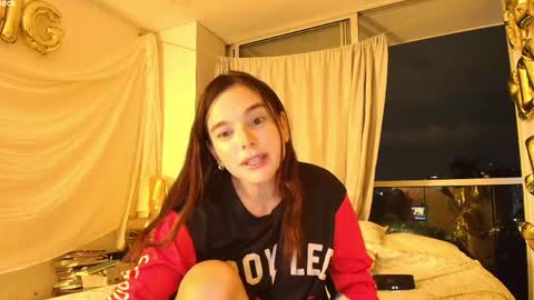 kendall online show from April 20, 11:39 pm