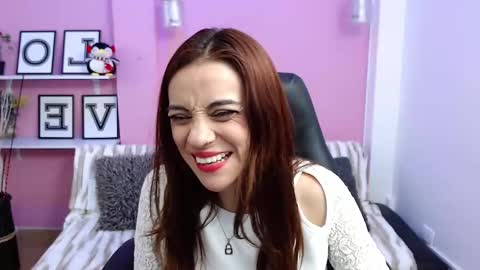 Snapshot of kendallwood_ chatting on November 18, 8:57 pm Kendall online show from November 18, 8:57 pm