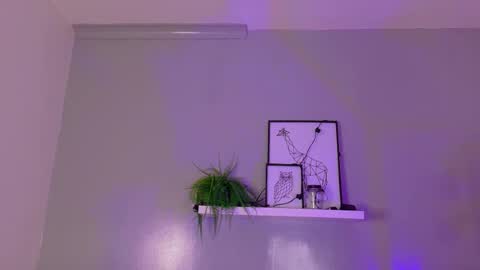   online show from September 22, 10:17 am